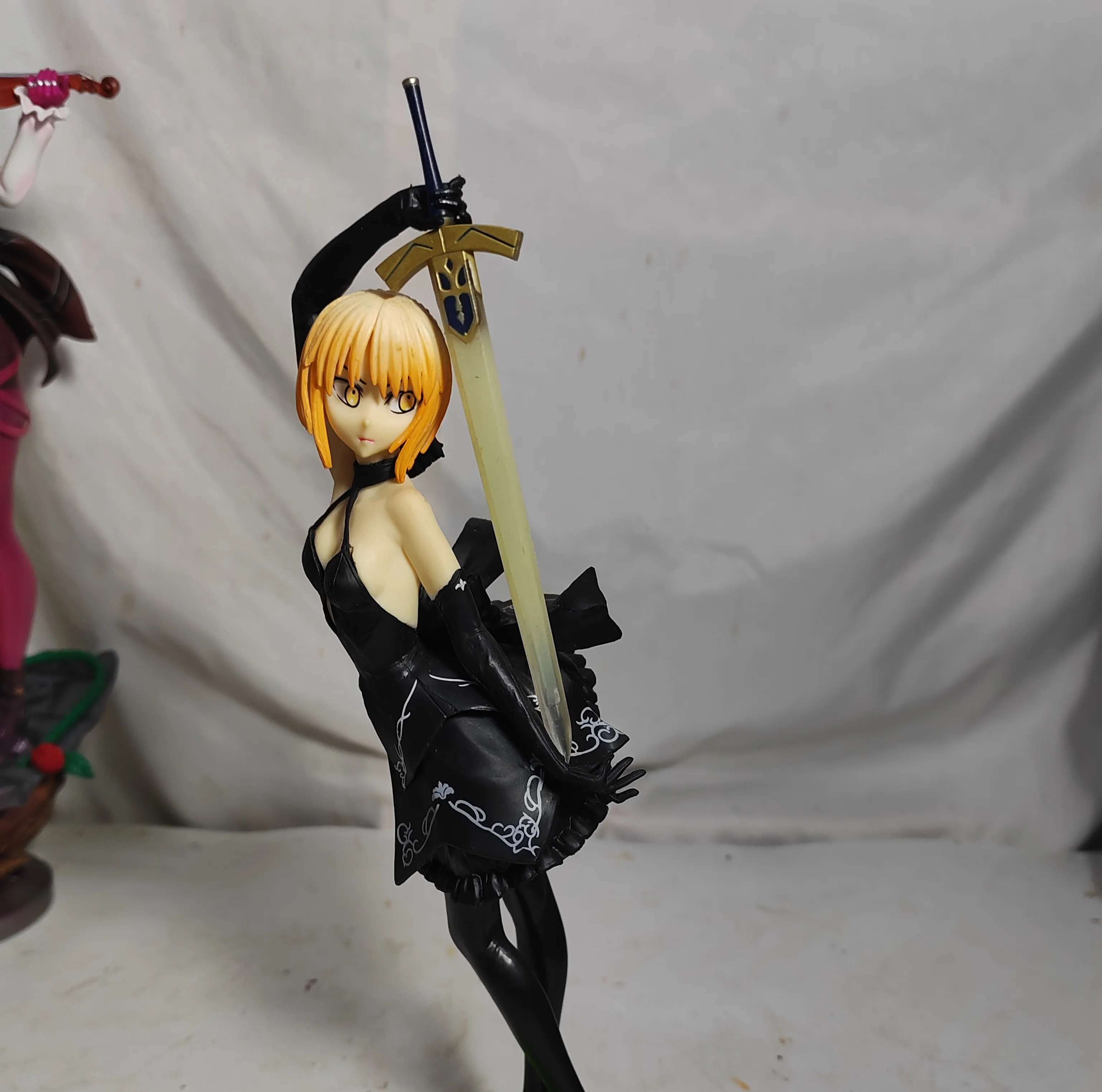 Anime Saber Fate/Grand Order A - đánh giá và giá Resin Art Online