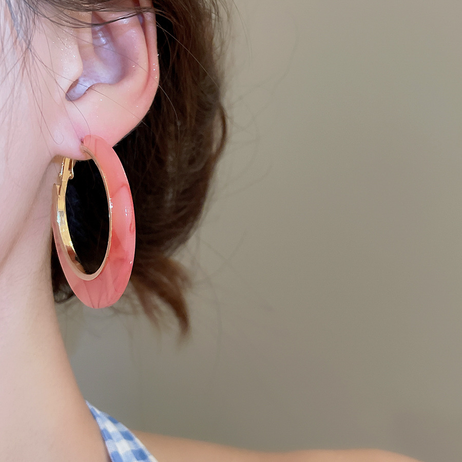 Fashion Big Circle Acrylic Ear - đánh giá và giá Resin Art Ring